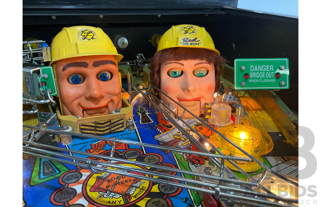 RED & TED'S ROAD SHOW (Williams) Pinball Machine
