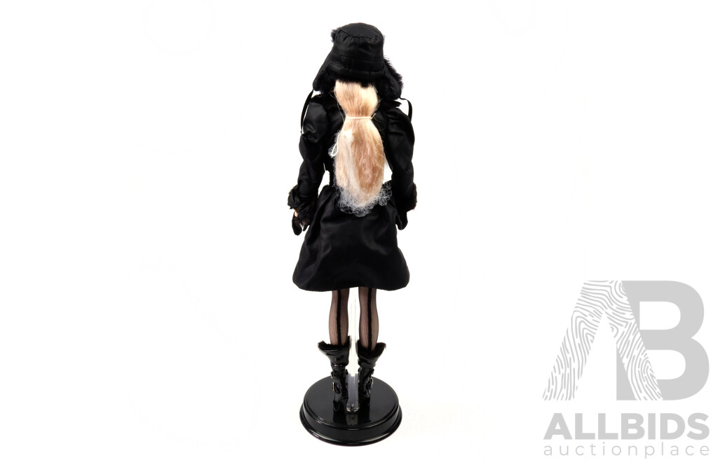 Silkstone Barbie Fashion Models Collection Verushka Doll with Stand