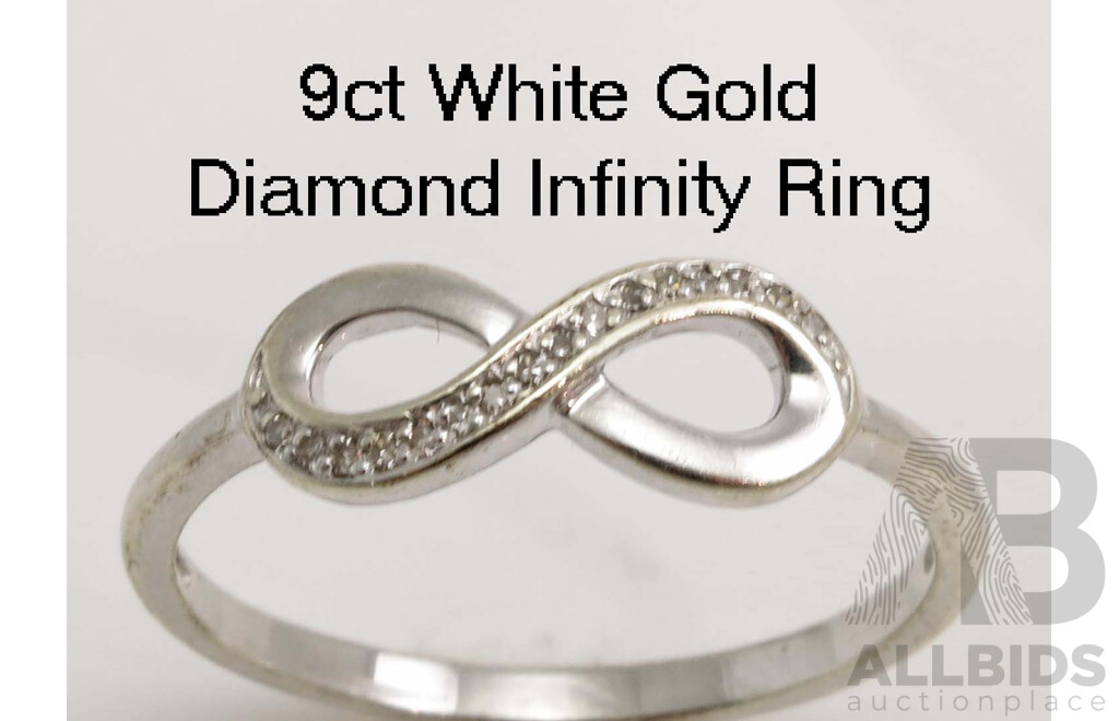 9ct White Gold Diamond Infinity Ring