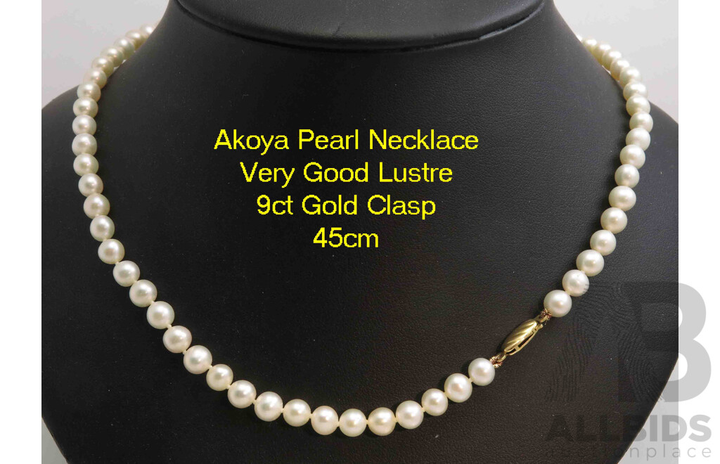 Nice Pearl Necklace with 9ct Gold Clasp