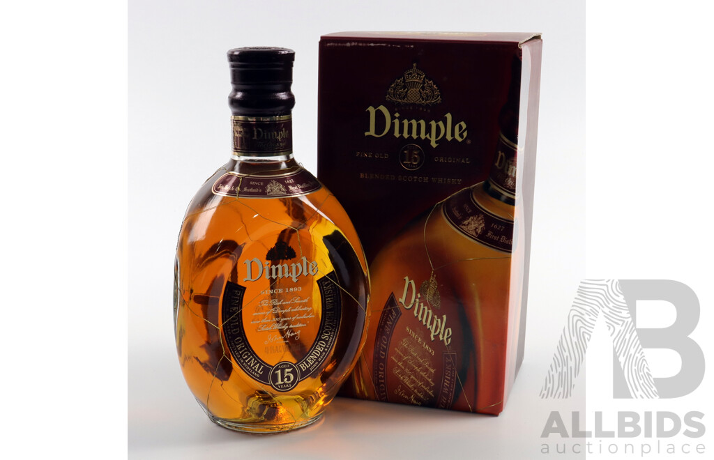 Dimple Fine Old Original Blended 15 Years Old Scotch Whisky, 700ml Bottle in Original Box