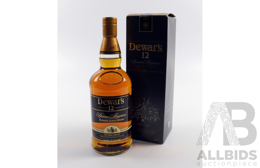 Dewars Special Reserve Blended Scotch Whisky, 700ml Bottle in Original Box