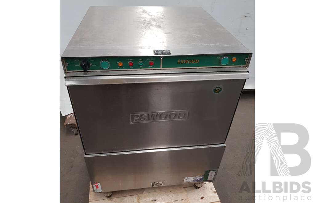 Eswood (UC-25NDP) Recirculating Underbench Dishwasher