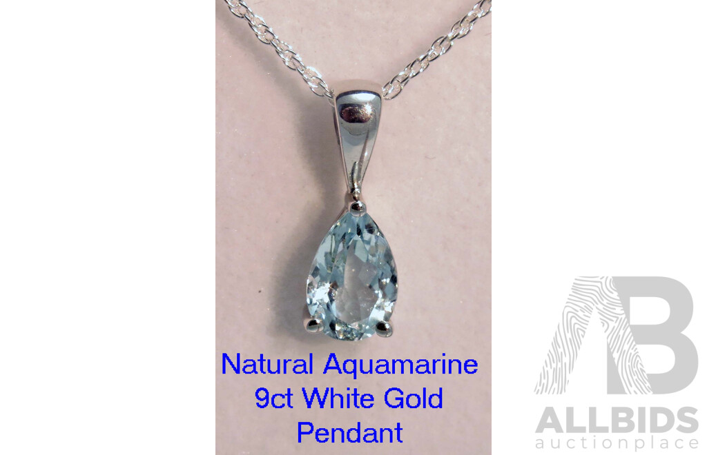 9ct White Gold Pendant - set with Natural Aquamarine