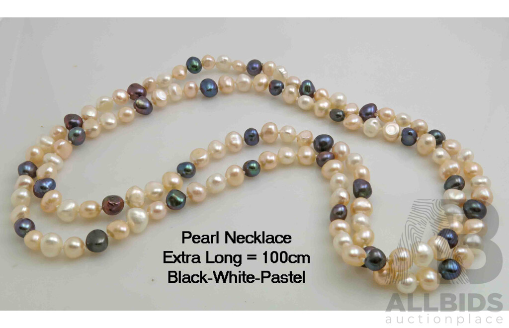 Very Long Necklace od Freshwater Cultured Pearls