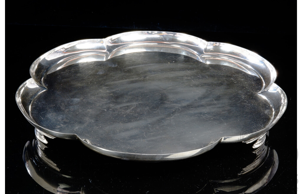 Sterling Silver Tea Tray with Octagonaly Lobed Edge and Three Feet, London 1961