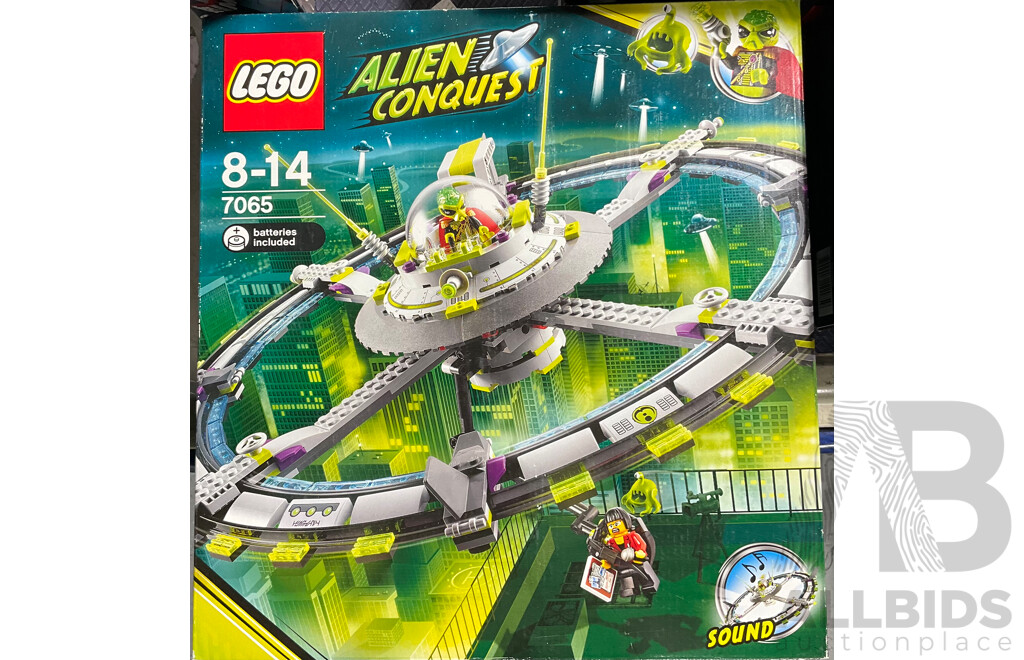 Lego Alien Conquest Retired Set 7065, Unopened in Box