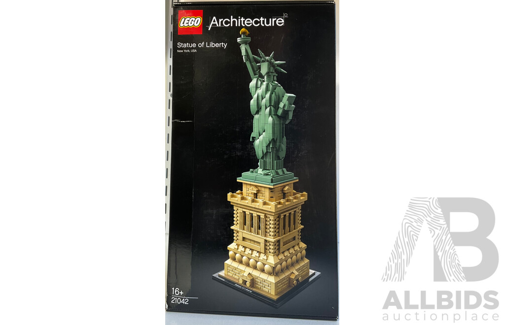 Lego Architecture Statue of Liberty Retired Set 21042, Unopened in Box
