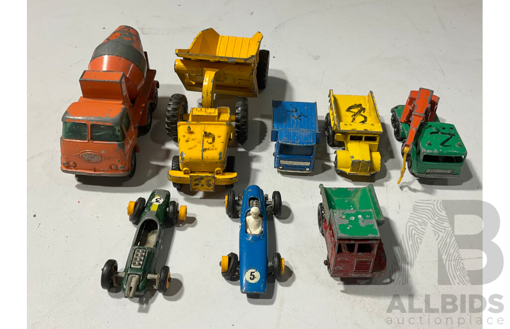 Small Assortment of Vintage Diecast Trucks Inlcuding Lesney