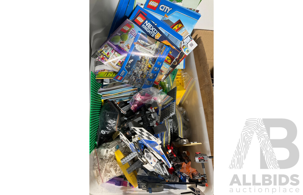 Large Collection Mixed Lego Sets with Instruction Booklets Including Ninjago, City, Starwars, Friends and More