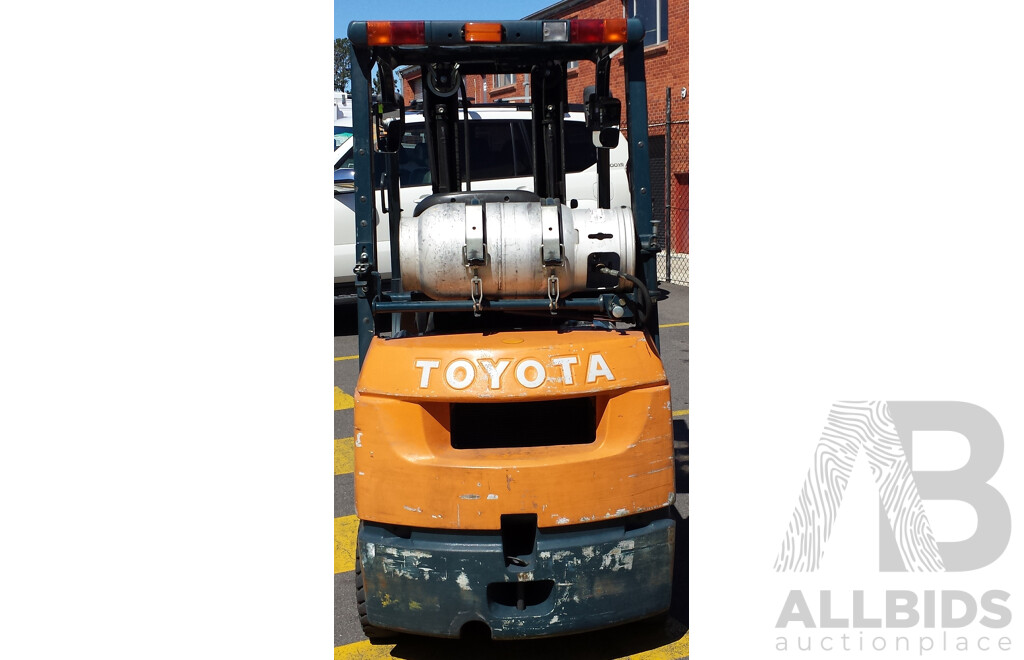 2006 Toyota 42-7FG18 LPG/Petrol Powered Counterbalance Forklift