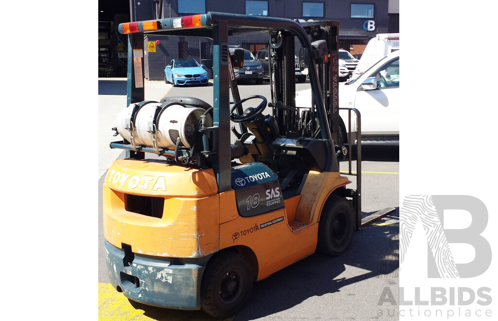 2006 Toyota 42-7FG18 LPG/Petrol Powered Counterbalance Forklift