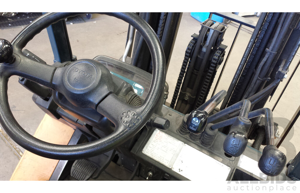 2006 Toyota 42-7FG18 LPG/Petrol Powered Counterbalance Forklift