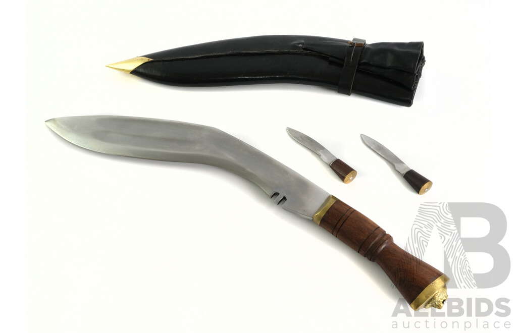 Nepalese Gurkha Kukri Knife with Two Smaller Knives in Leather Scabbard