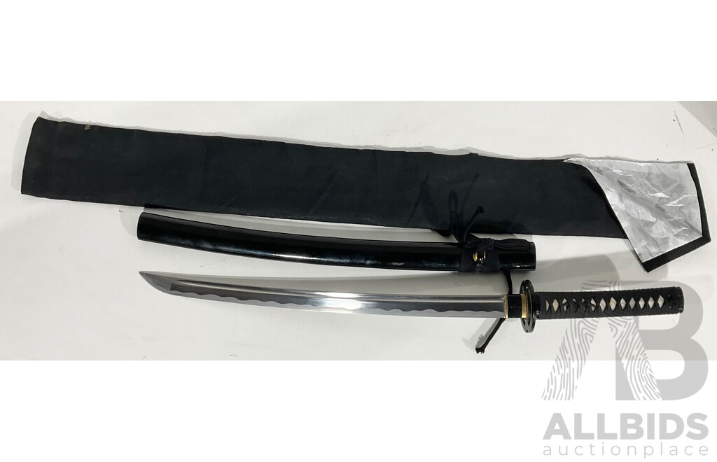 Stainless Steel Japanese Wakazashi Style Display Sword in Wooden Lacquered Scabbard and Sleeve
