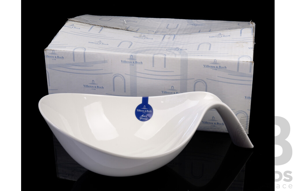 Large Retro Villeroy & Boch Porcelain Flow Bowl with Label in Original Box