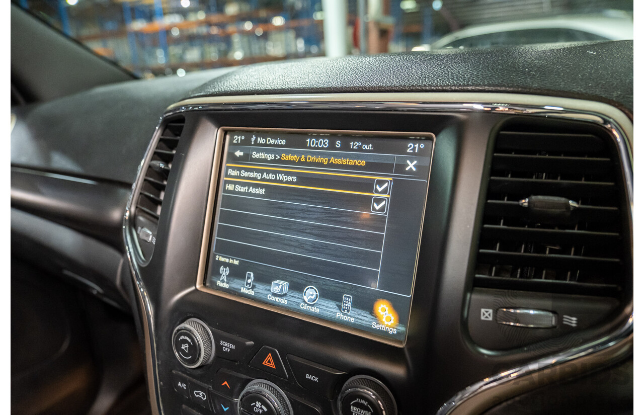 10/2013 Jeep Grand Cherokee Laredo (4x4) WK MY14 4d Wagon Metallic Blue Turbo Diesel V6 3.0L