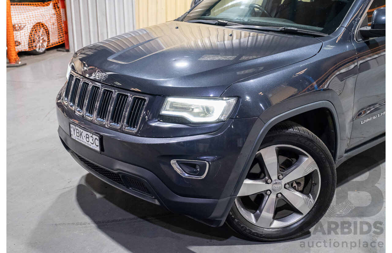 10/2013 Jeep Grand Cherokee Laredo (4x4) WK MY14 4d Wagon Metallic Blue Turbo Diesel V6 3.0L