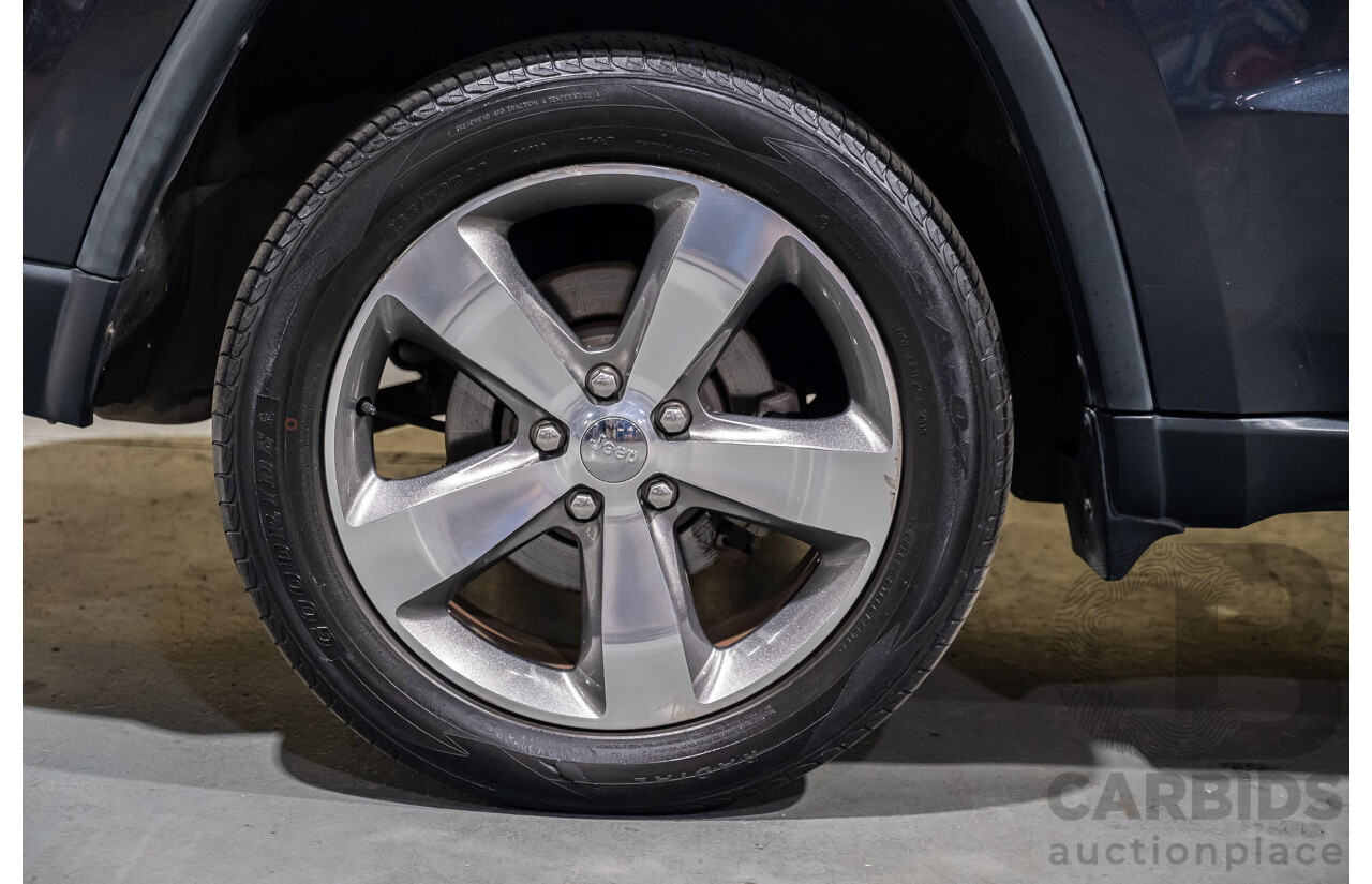 10/2013 Jeep Grand Cherokee Laredo (4x4) WK MY14 4d Wagon Metallic Blue Turbo Diesel V6 3.0L