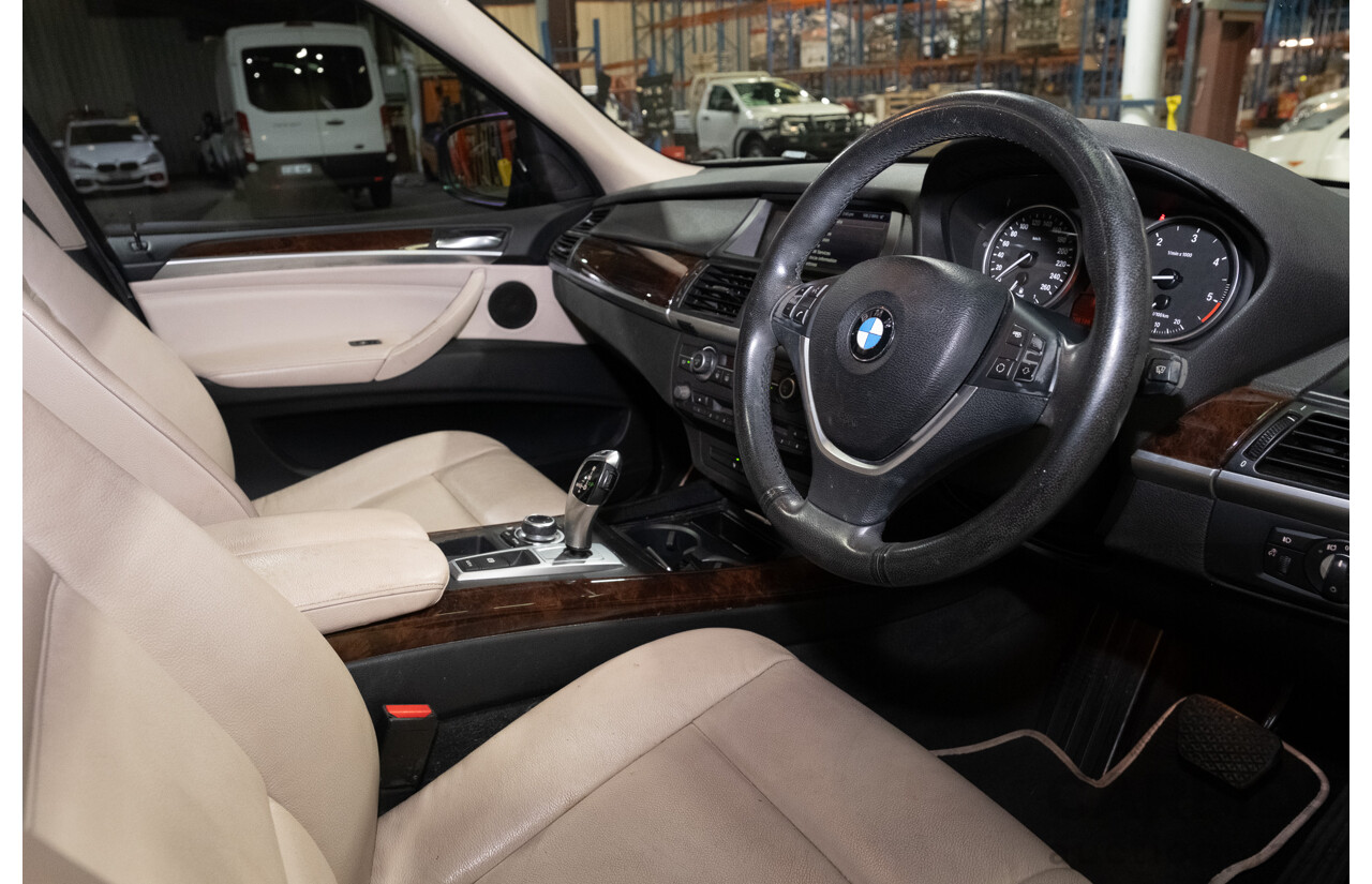 3/2013 BMW X5 X-drive 30d (4x4) E70 MY12 Upgrade 4d Wagon Metallic Black Turbo Diesel 3.0L