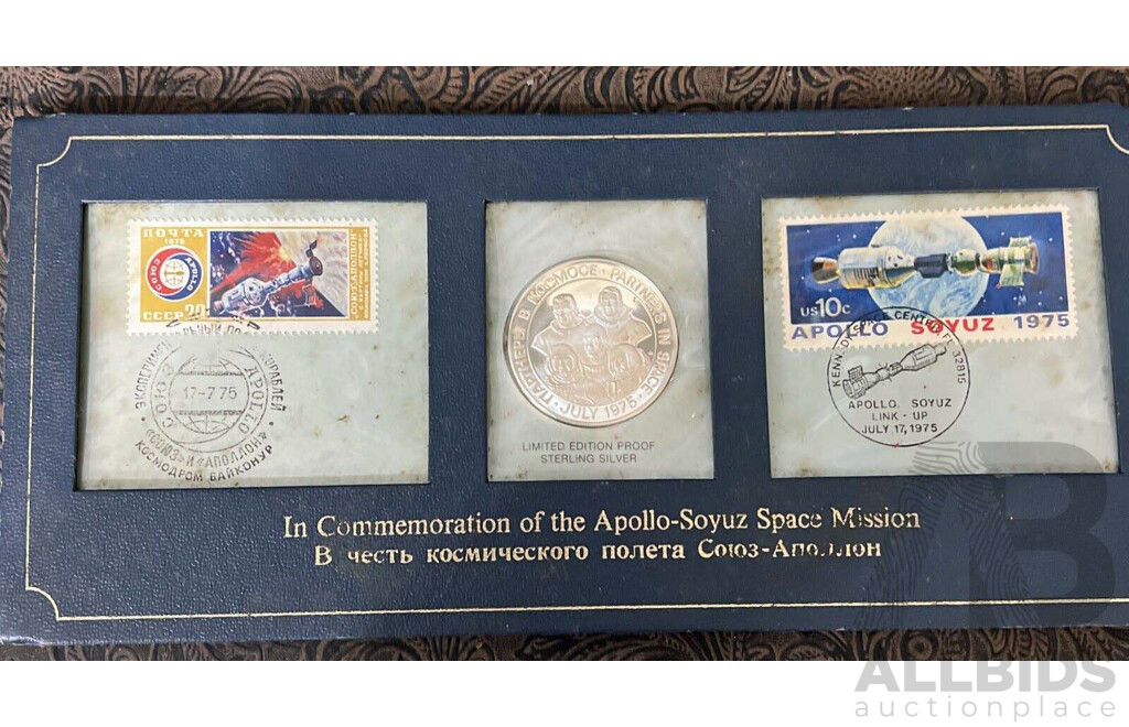 Apollo and Soyuz Space Mission Commemorative Set July 17 1975