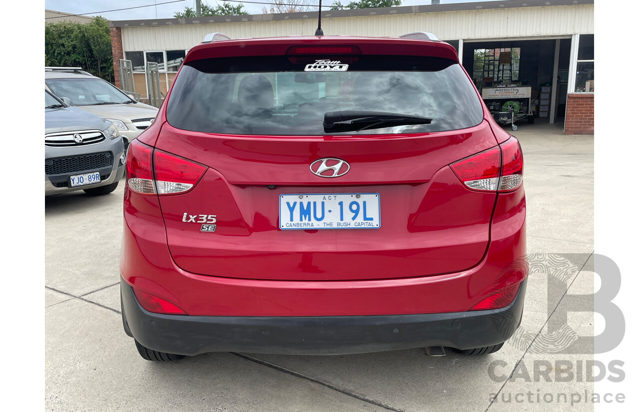 8/2015 Hyundai Ix35 SE (fwd) LM SERIES II 4d Wagon Red 2.0L