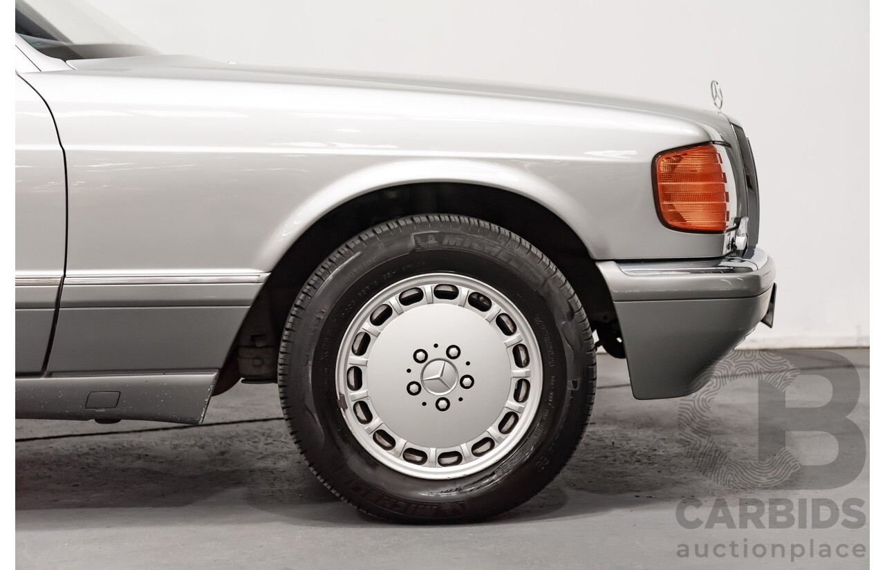 11/1990 Mercedes Benz 420SEL W126 4d Sedan Silver V8 4.2L