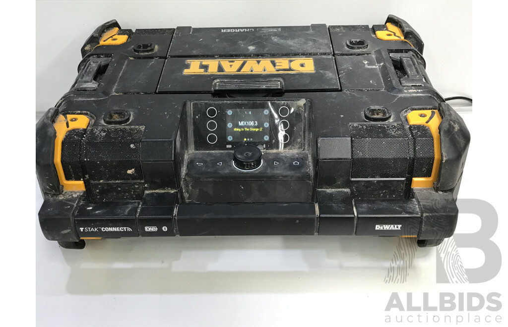 DeWalt TStak Connect Radio with Charger