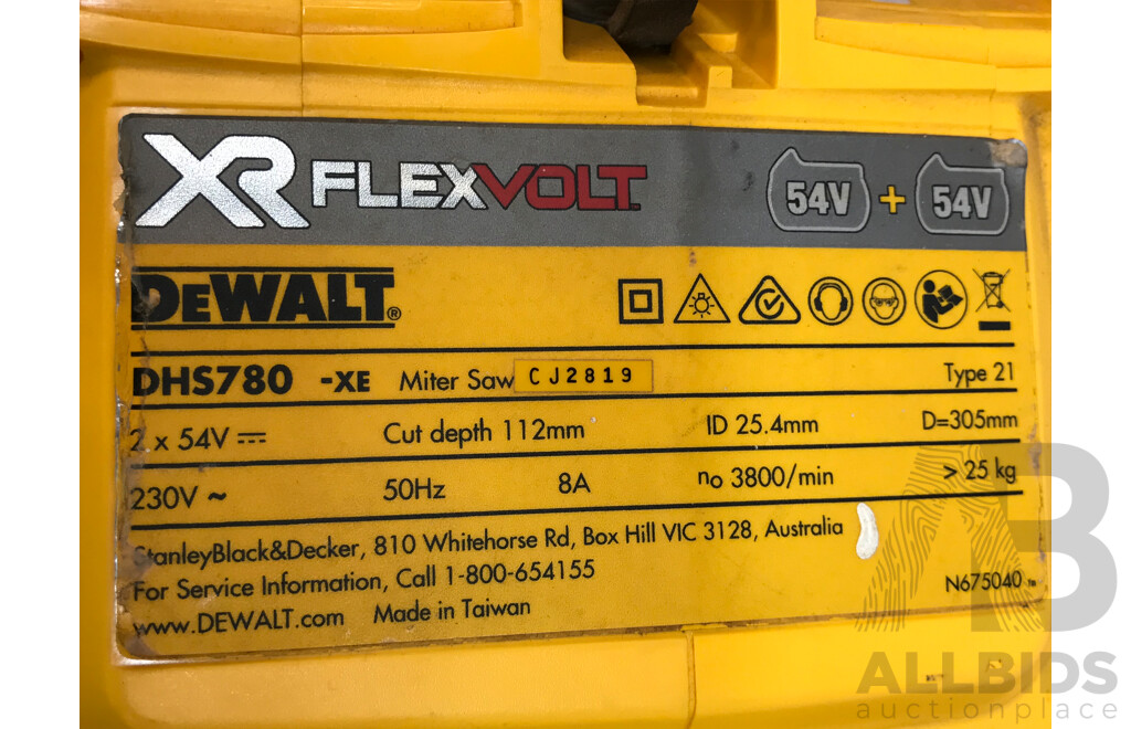 DeWalt Flexvolt Cordless 305mm Mitre Saw
