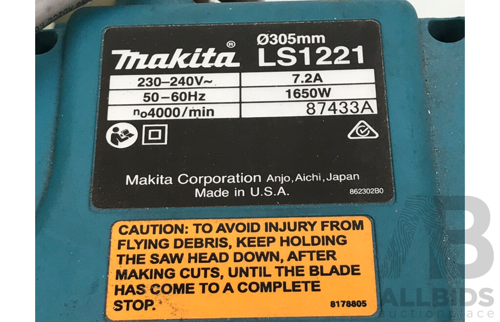 Makita 305mm Electric Compound Saw