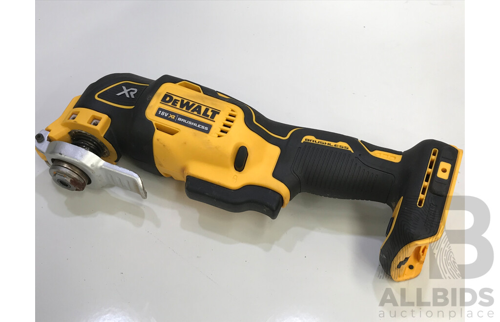 DeWalt 18V Li-Ion Cordless Brushless Multi Tool with Speed Selector - Skin Only