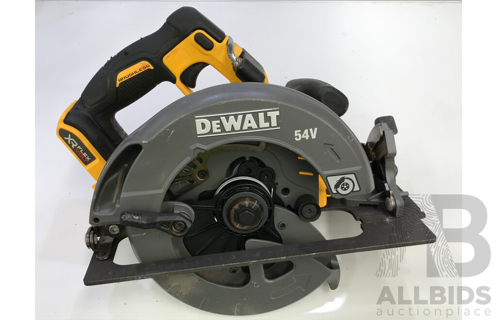 DeWalt 54V FlexVolt XR Li-Ion Cordless Brushless 184mm Circular Saw