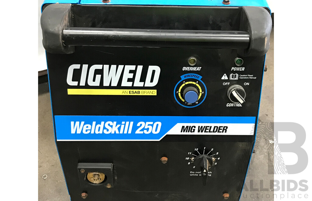 Cigweld Weldskill 250 15Amp Electric Mig Welder