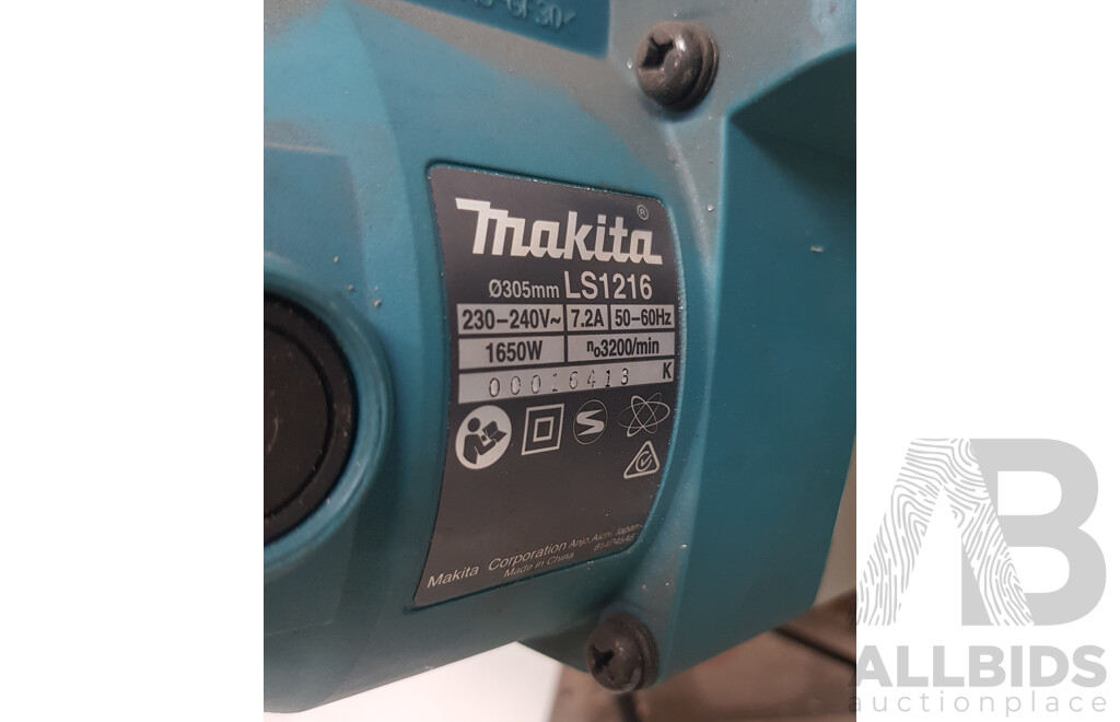 Makita (LS1216) 305mm Slide Compound Saw