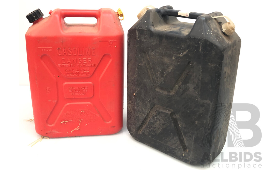 2x 20L Jerry Cans