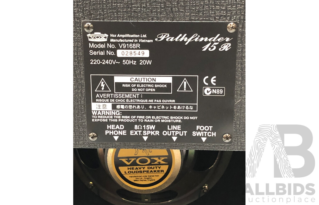 Vox Pathfinder 15R V9168T Amplifier