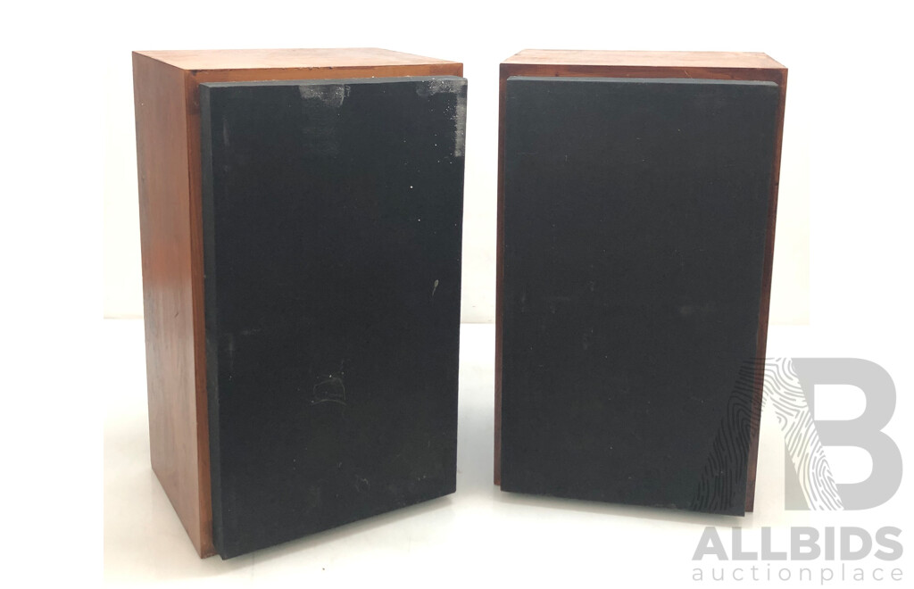 Pair of Sony SS-7200 Speakers