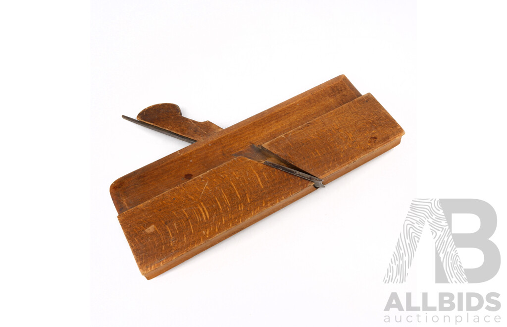 Antique King and Compe Hull Timber Moulding Plane