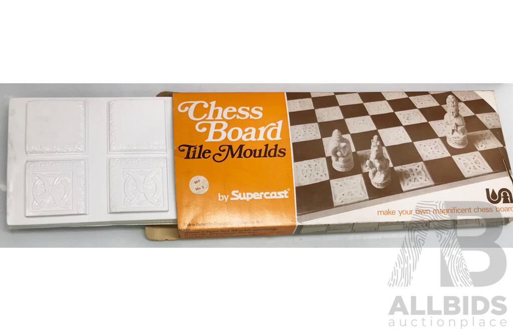 Vintage Supercast Chess Board Set