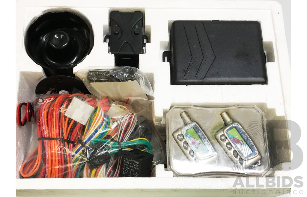 Assorted Lot of Home Electronics and Car Items