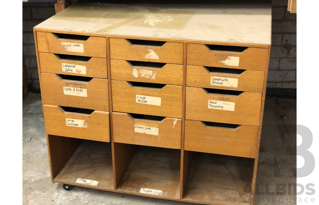 Wooden Portable Storage Pigeon Holes and Drawers