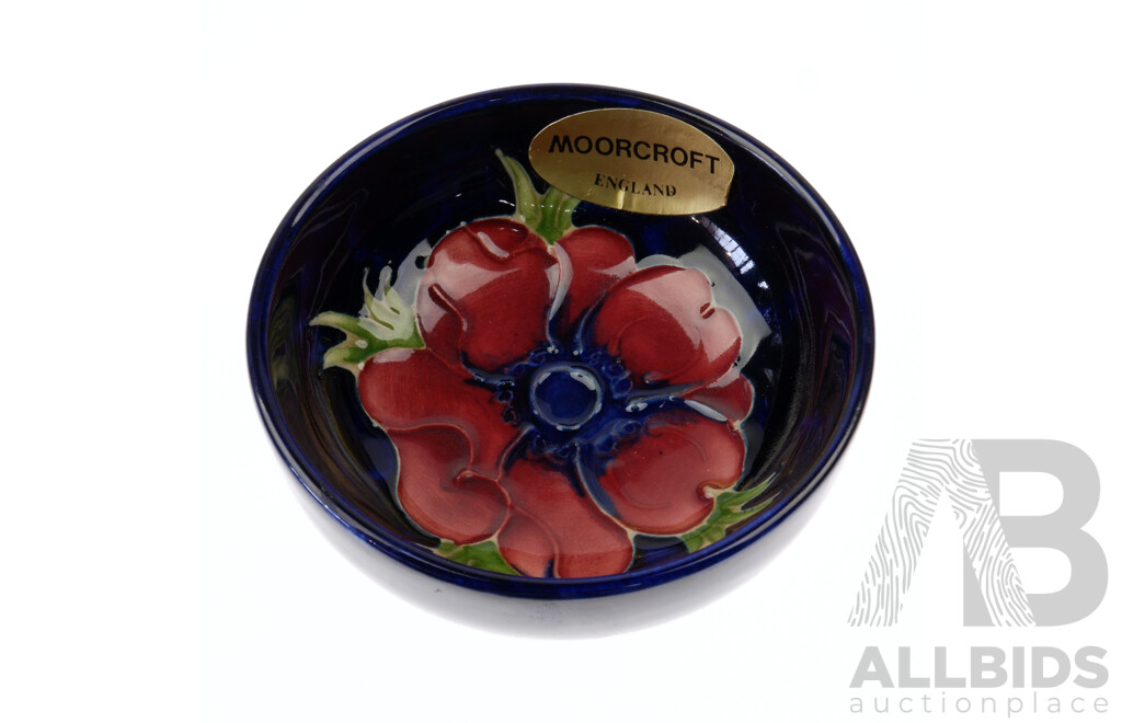 Moorcroft Porcelain Pin Dish in Anemone Pattern