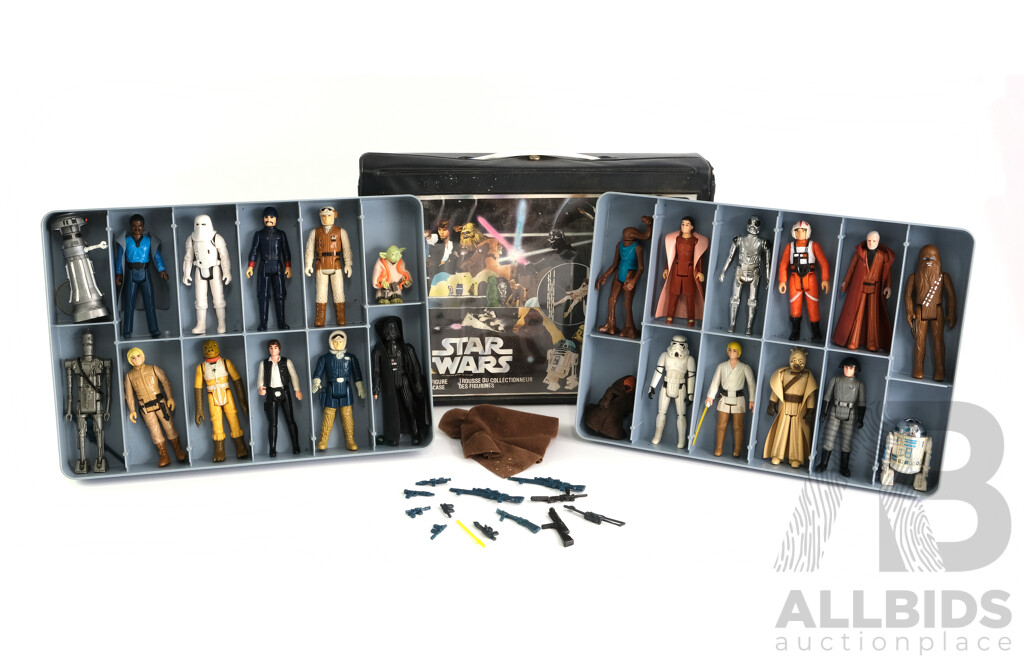 Rare Star Wars Mini Action Figures Collectors Case with Twenty Four Figurines, Copyright 1977, 1978, 1980 L.F.L and G.M.F.G.I with Thirteen Weapons