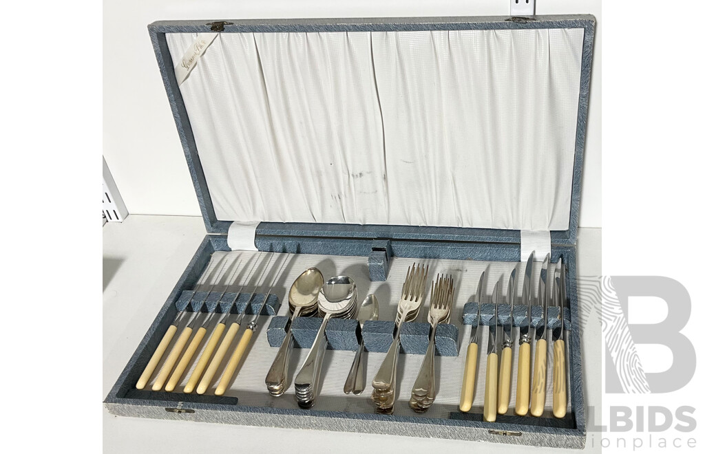 Vintage Collection of Cutlery Including Grosvenor