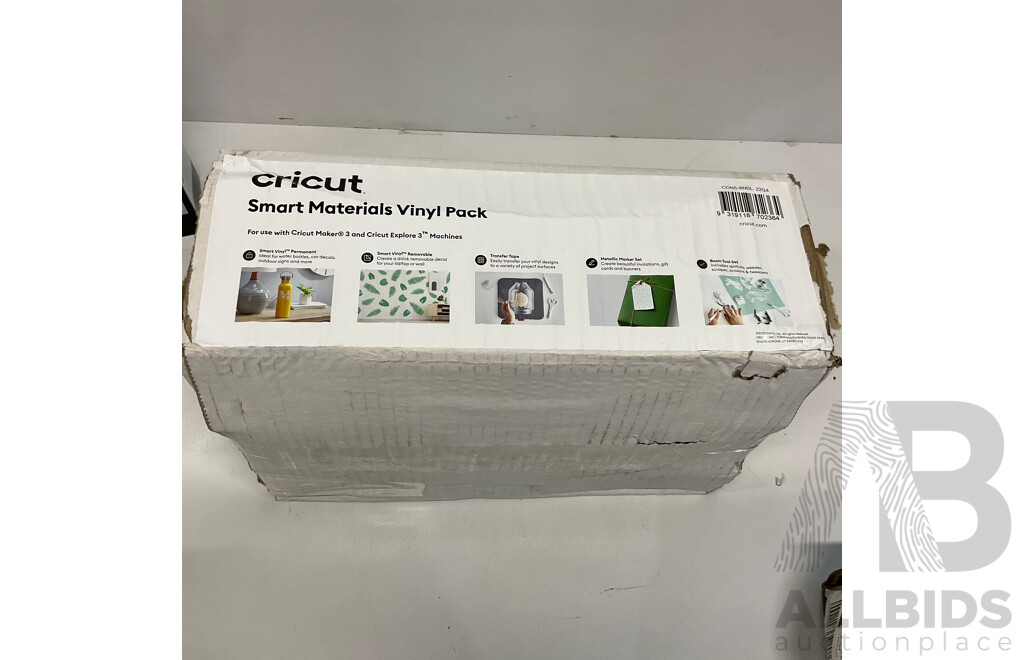 CIRCUT Smart Materials Vinyl Pack & Smart Permanent Vinyl (Black) & Removable Vinyl (White) - Lot of 3 - Estimated Total ORP $168.00