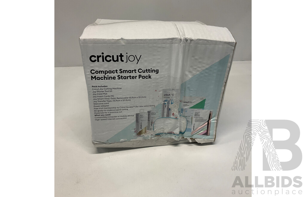 CRICUT JOY Compact Smart Cutting Machine Starter Pack - ORP $299.00
