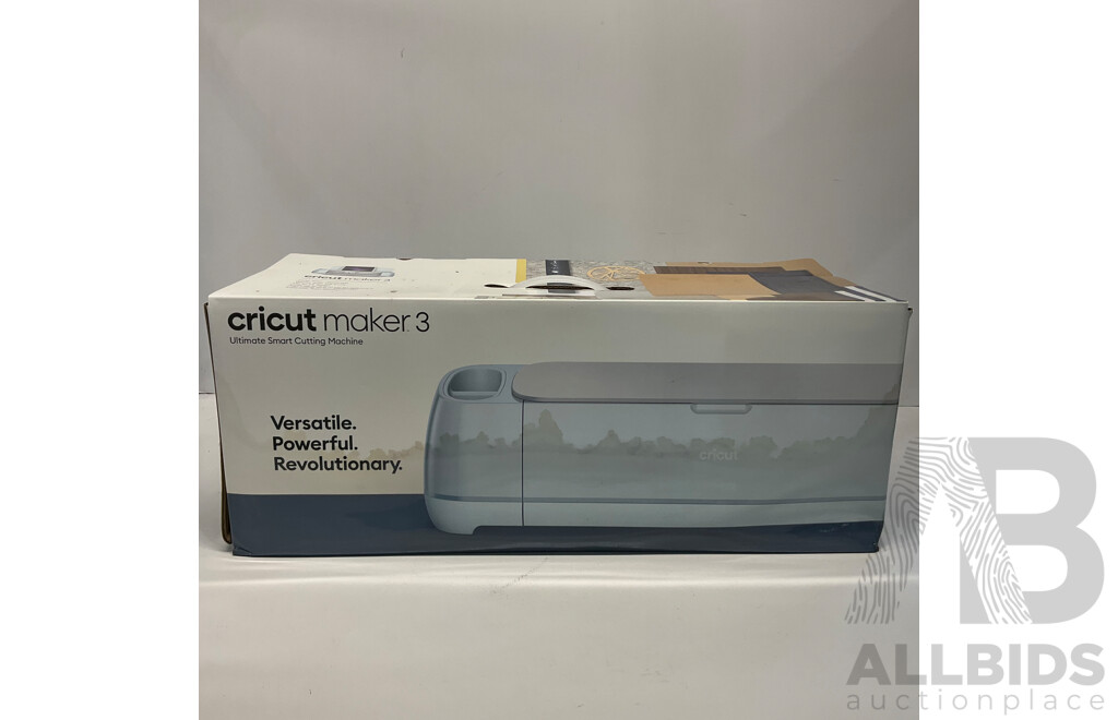 CIRCUT Maker 3 Ultimate Smart Cutting Machine - ORP $628.00