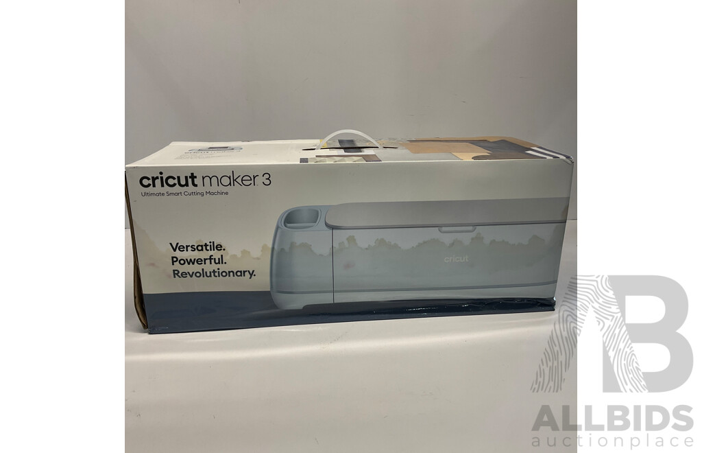 CIRCUT Maker 3 Ultimate Smart Cutting Machine - ORP $628.00