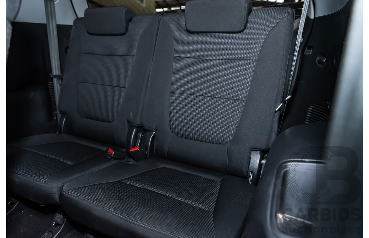 7/2013 Kia Sorento Si (4x4) XM MY13 4d Wagon Black Turbo Diesel 2.2L - 7 Seater