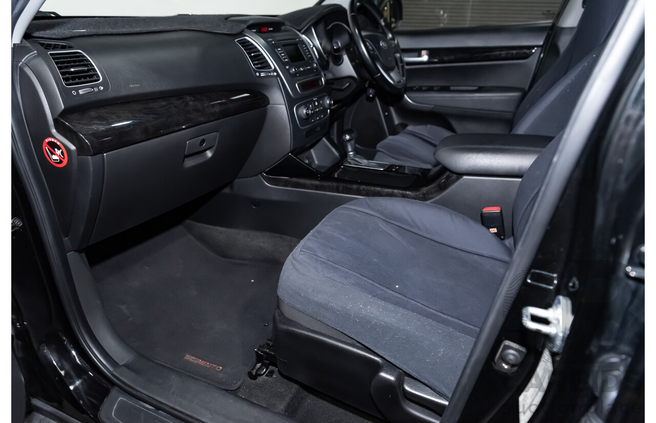 7/2013 Kia Sorento Si (4x4) XM MY13 4d Wagon Black Turbo Diesel 2.2L - 7 Seater